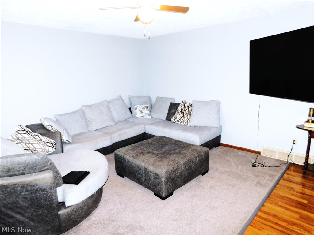52235 West Drive Beallsville OH 43716