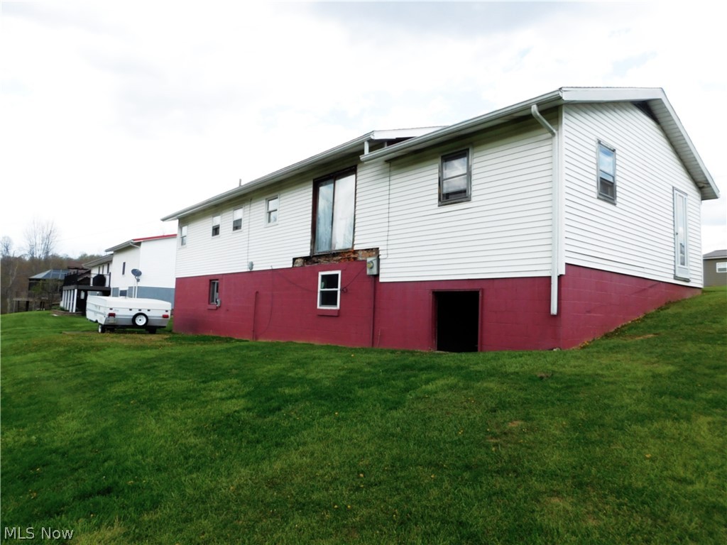 52235 West Drive Beallsville OH 43716