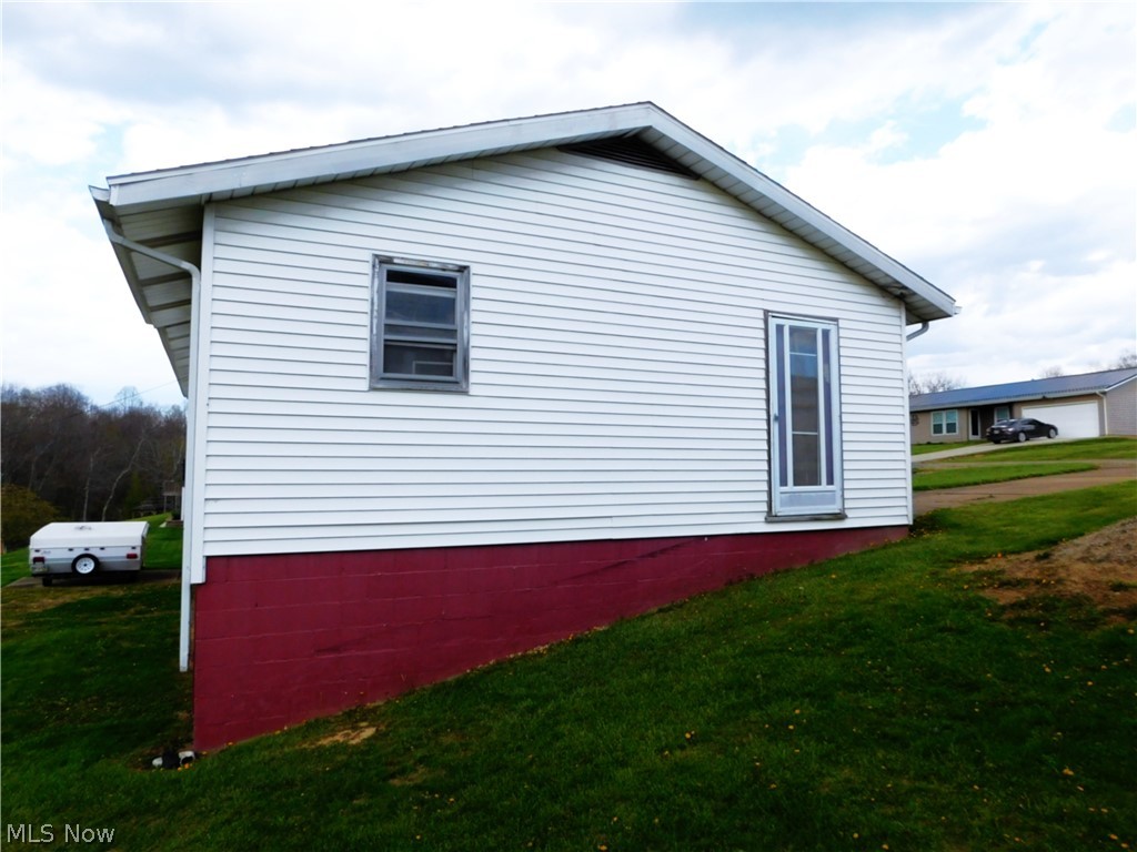 52235 West Drive Beallsville OH 43716
