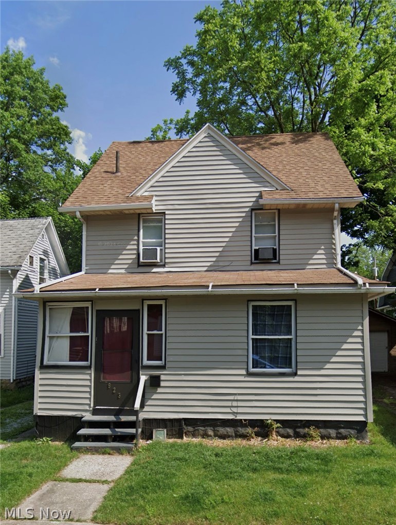 923 Bloomfield Avenue Akron OH 44302