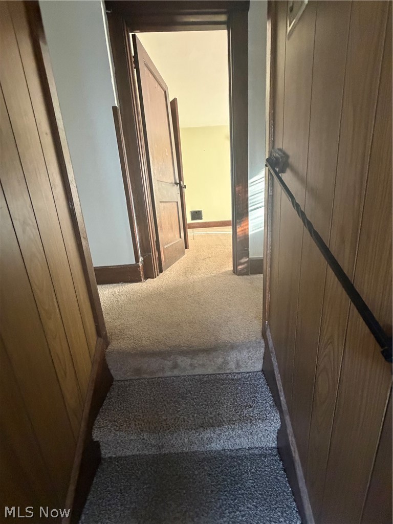35 Bentley Avenue Hubbard OH 44425