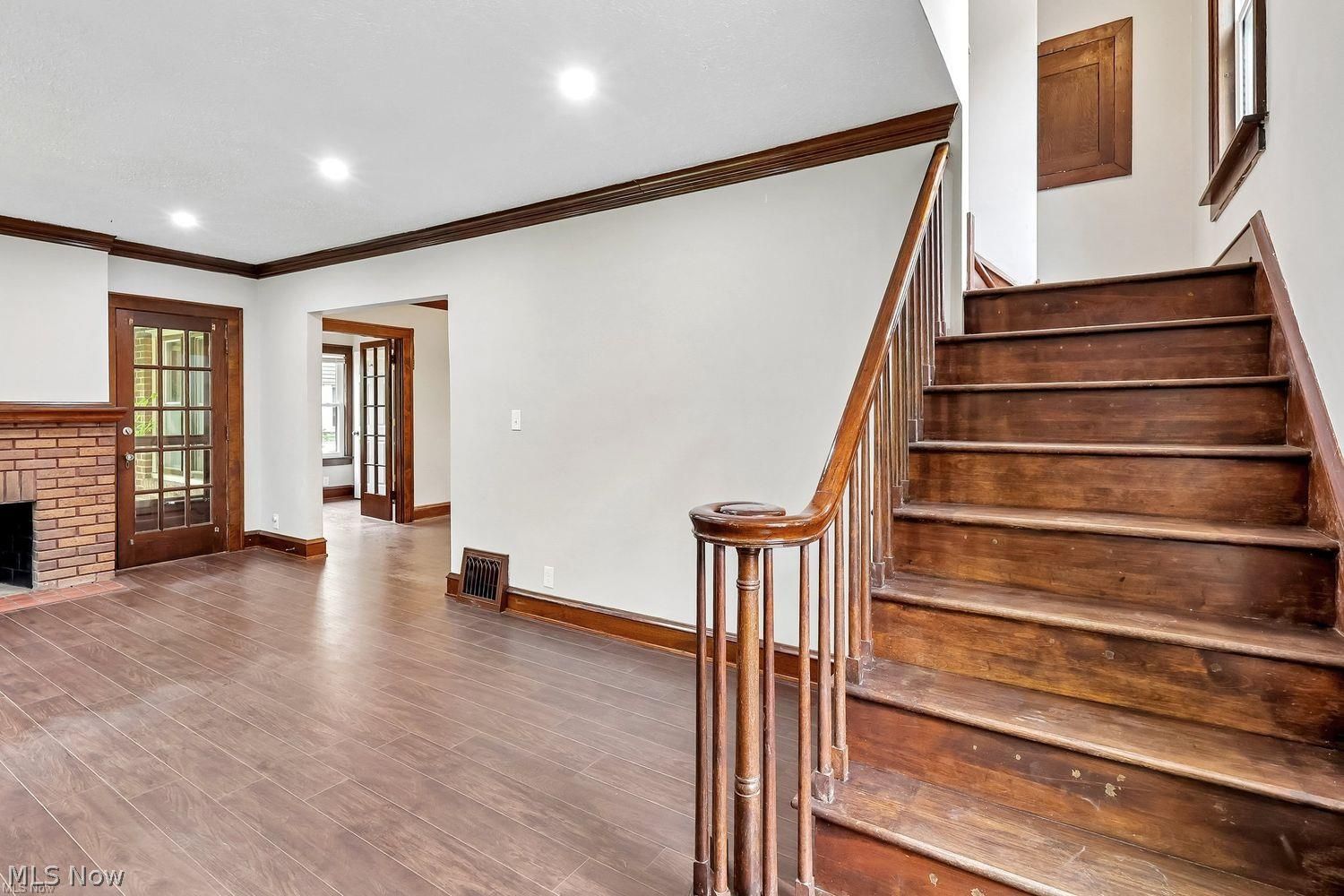 2030 E 228th Street Euclid OH 44117