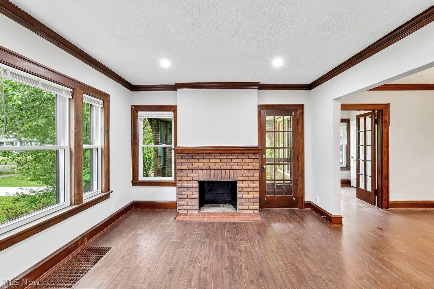 2030 E 228th Street Euclid OH 44117