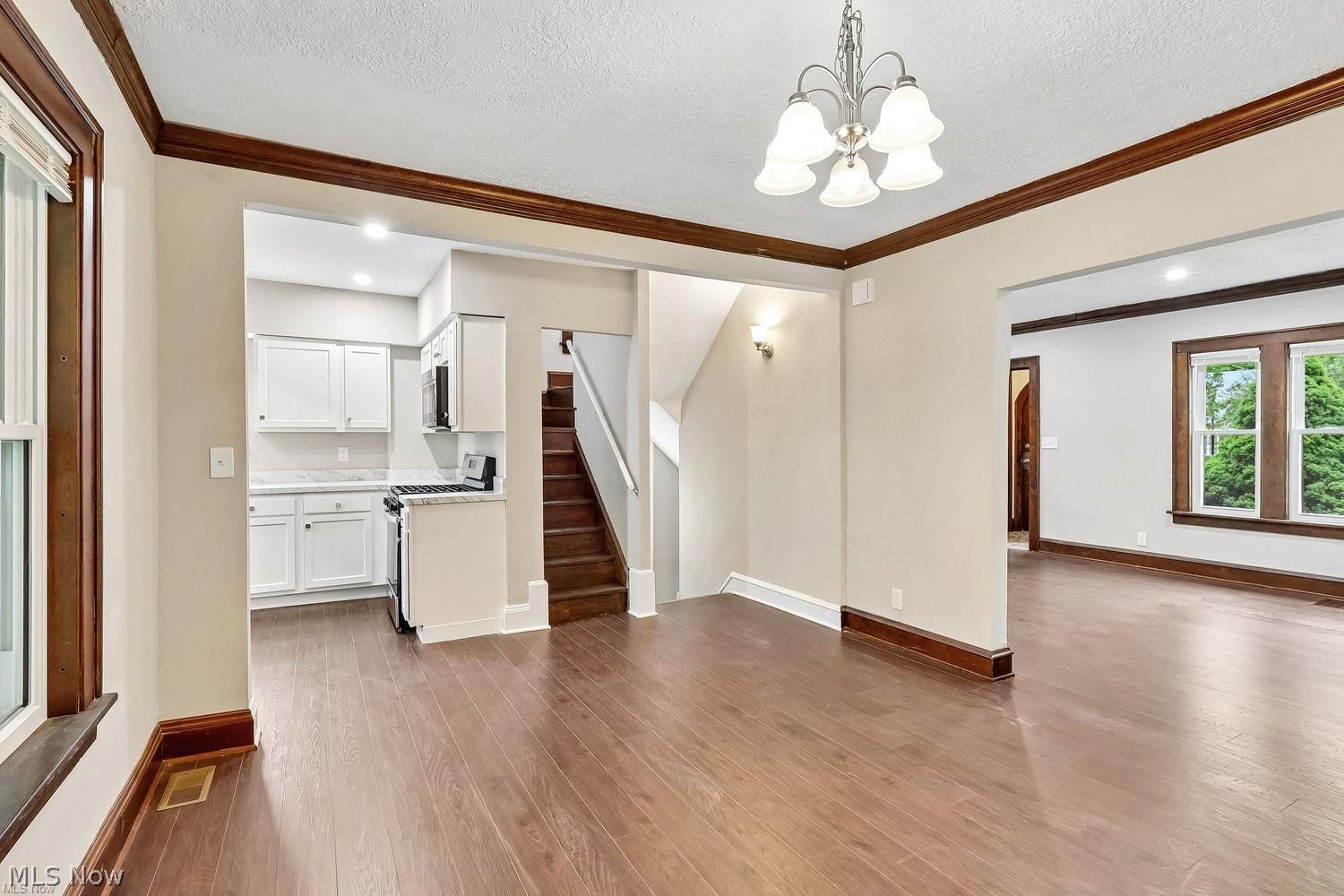 2030 E 228th Street Euclid OH 44117