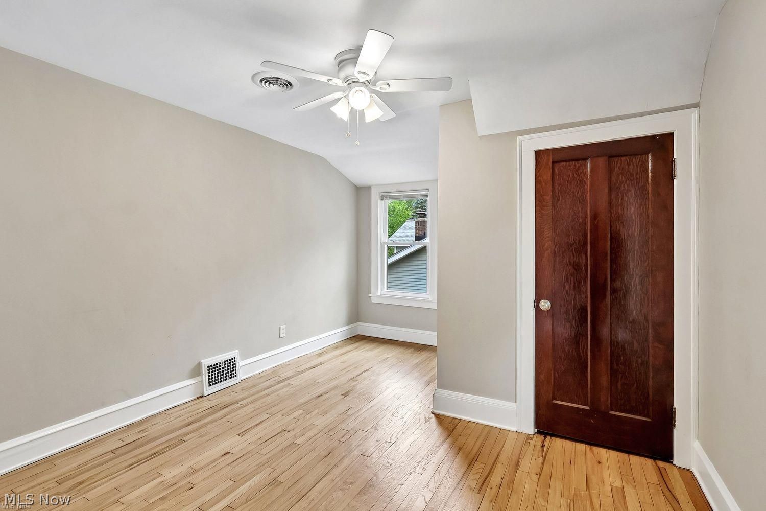 2030 E 228th Street Euclid OH 44117