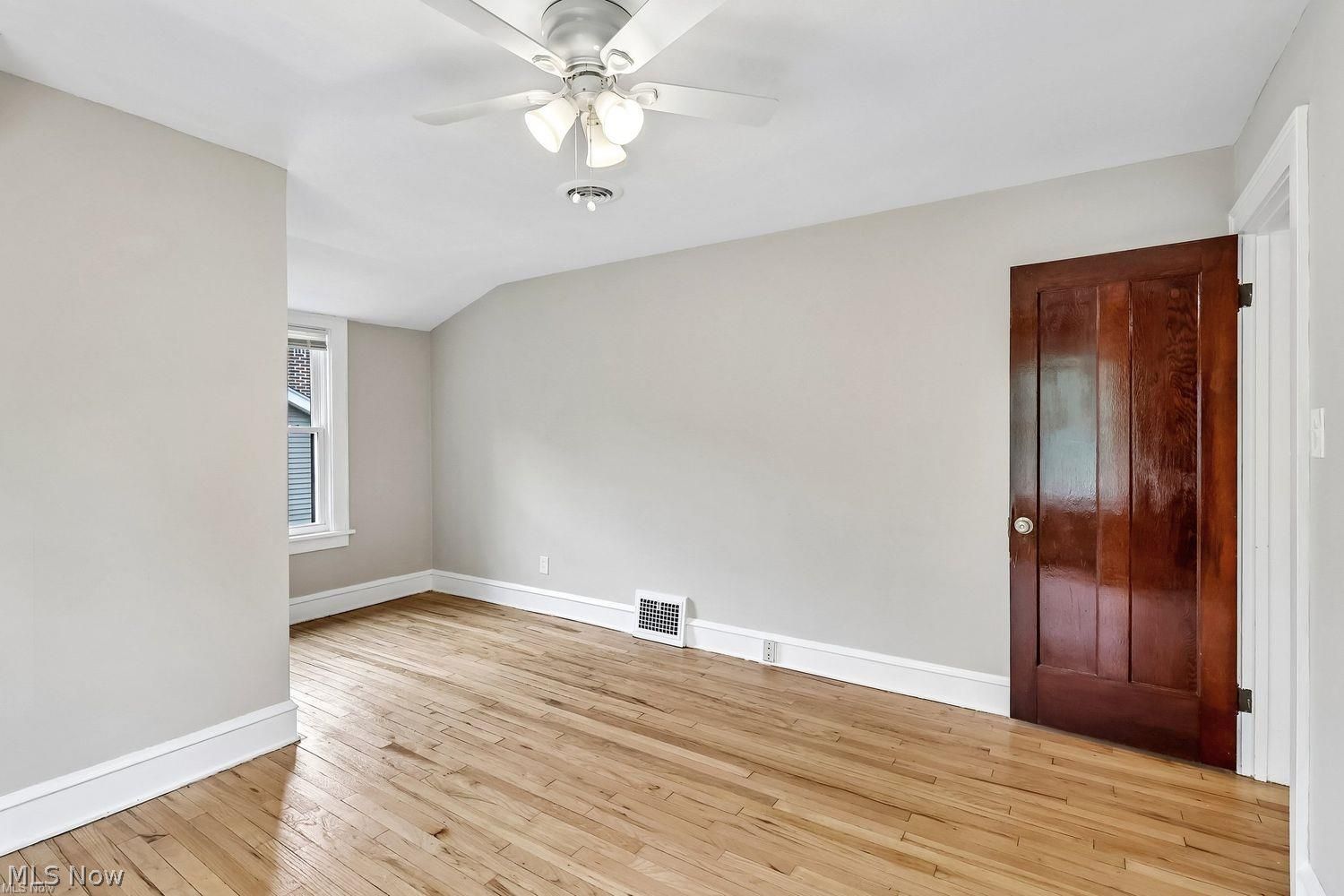 2030 E 228th Street Euclid OH 44117