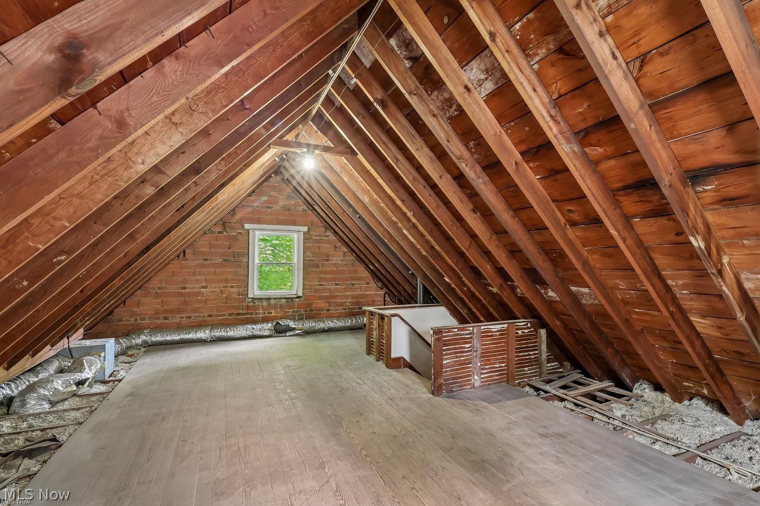 2030 E 228th Street Euclid OH 44117