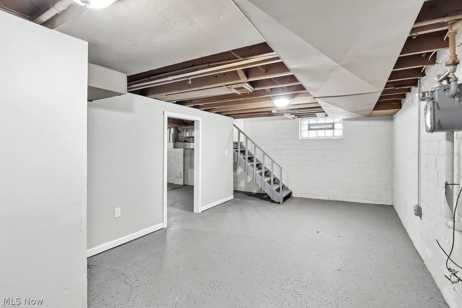 2030 E 228th Street Euclid OH 44117