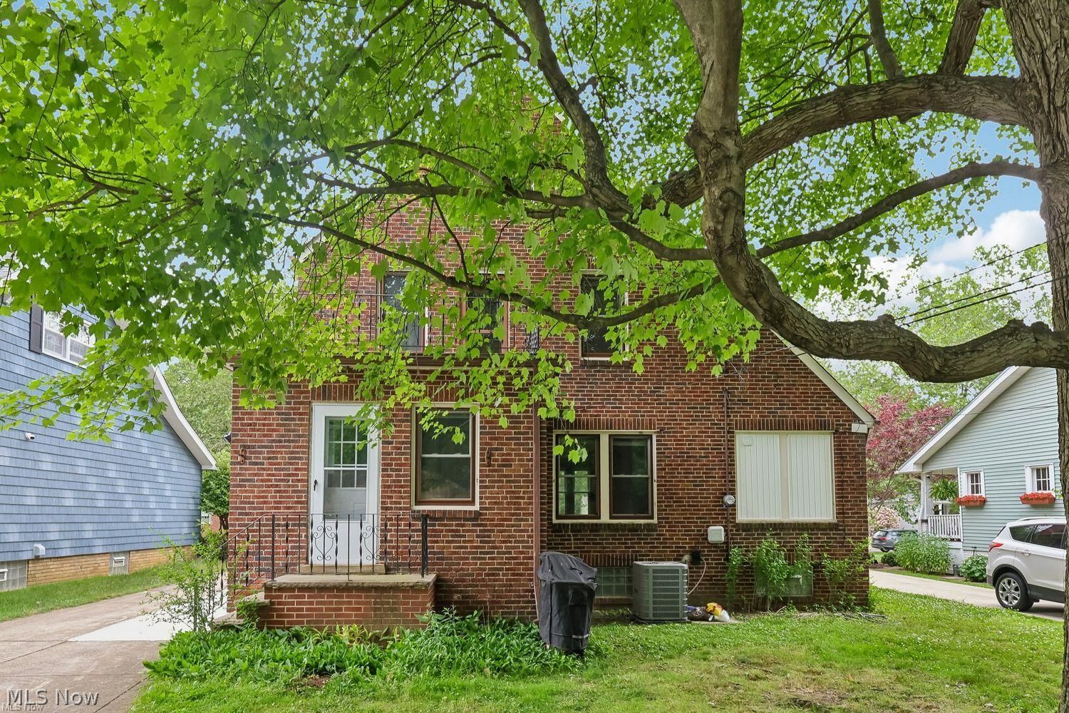 2030 E 228th Street Euclid OH 44117