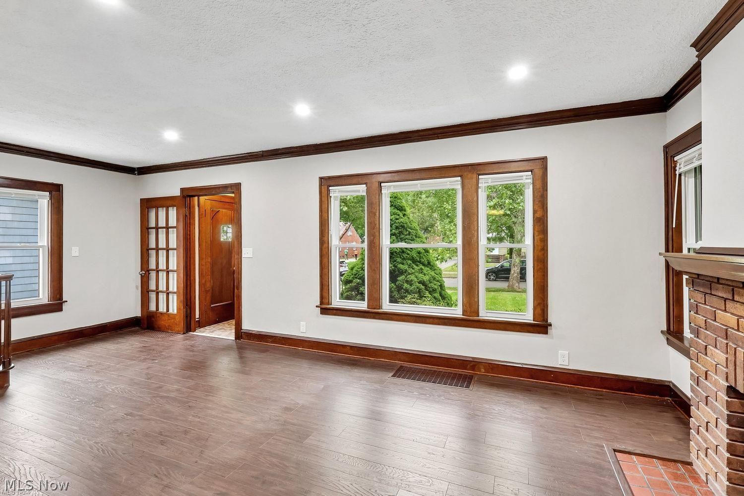 2030 E 228th Street Euclid OH 44117