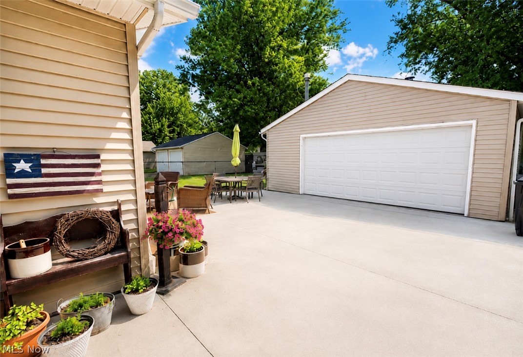 905 West Drive Sheffield Lake OH 44054