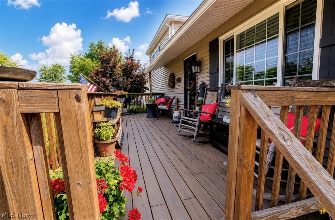 905 West Drive Sheffield Lake OH 44054