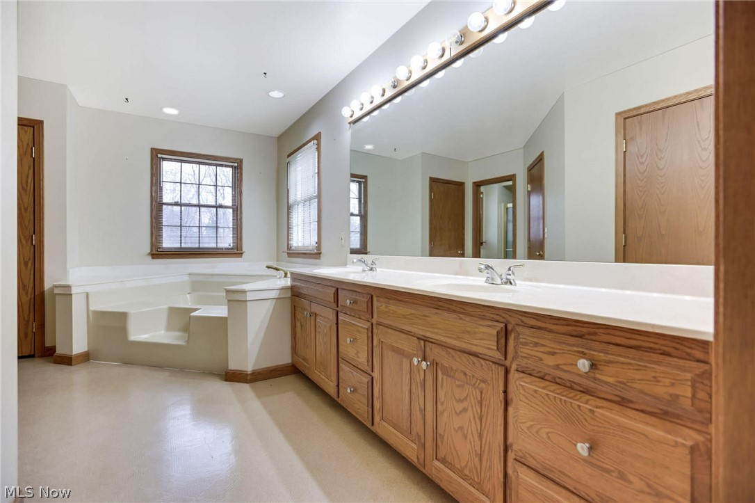 1760 Innisbrook Lane Zanesville OH 43701