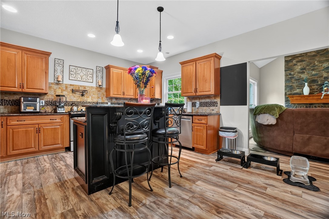 9609 Cliffview Street NW Clinton OH 44216