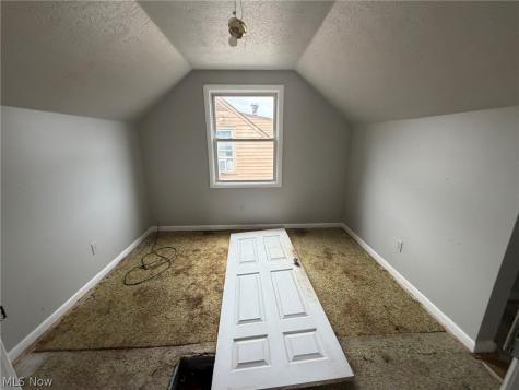 4180 E 148th Street Cleveland OH 44128