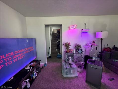 4180 E 148th Street Cleveland OH 44128
