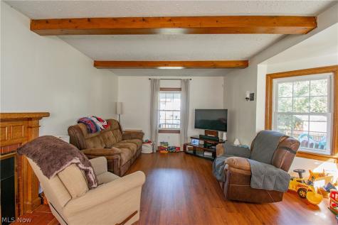 403 E Paradise Street Orrville OH 44667