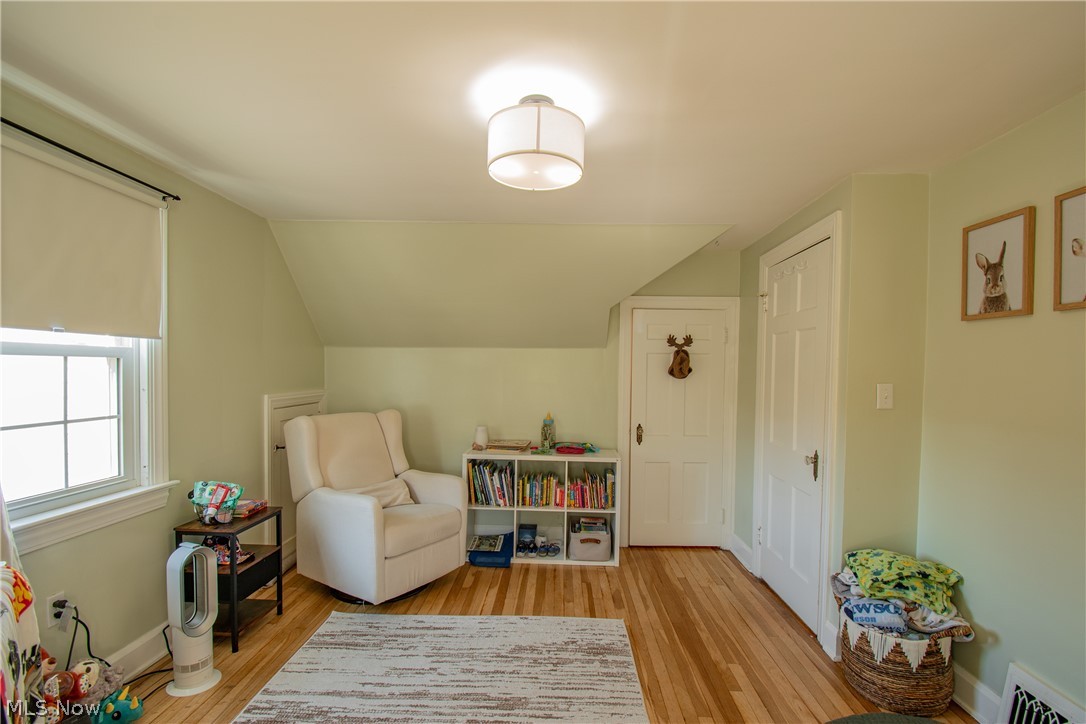 403 E Paradise Street Orrville OH 44667