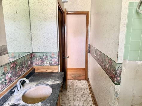 1201 Benskin Avenue SW Canton OH 44710