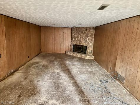1201 Benskin Avenue SW Canton OH 44710