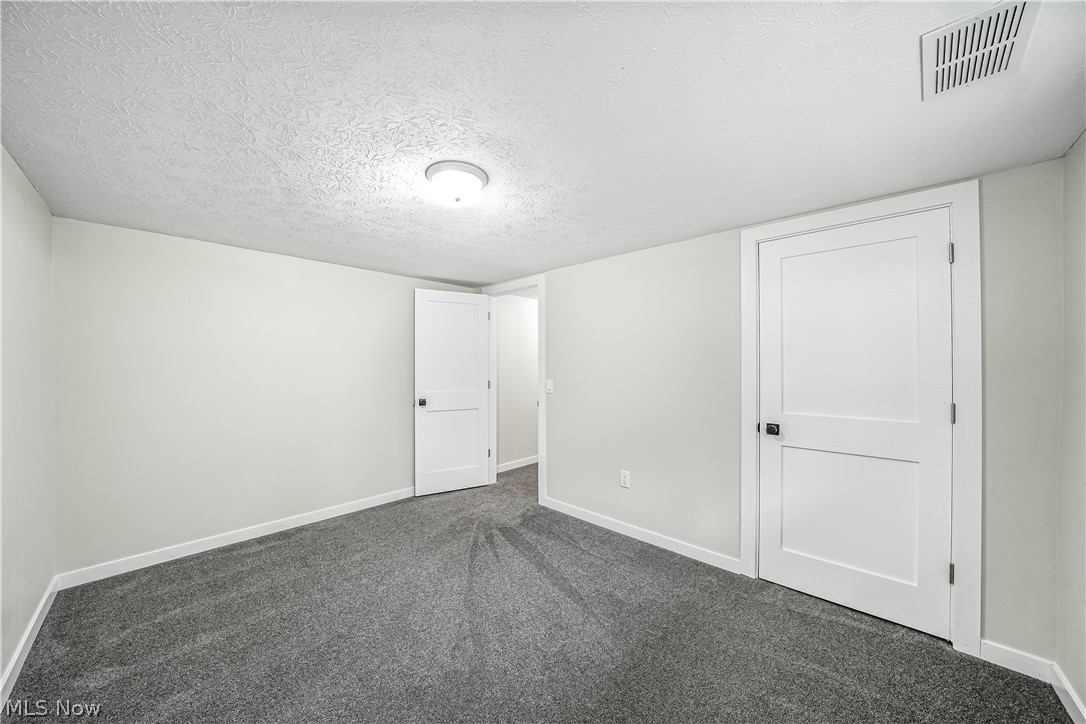 9564 Wolf Road Windham OH 44288