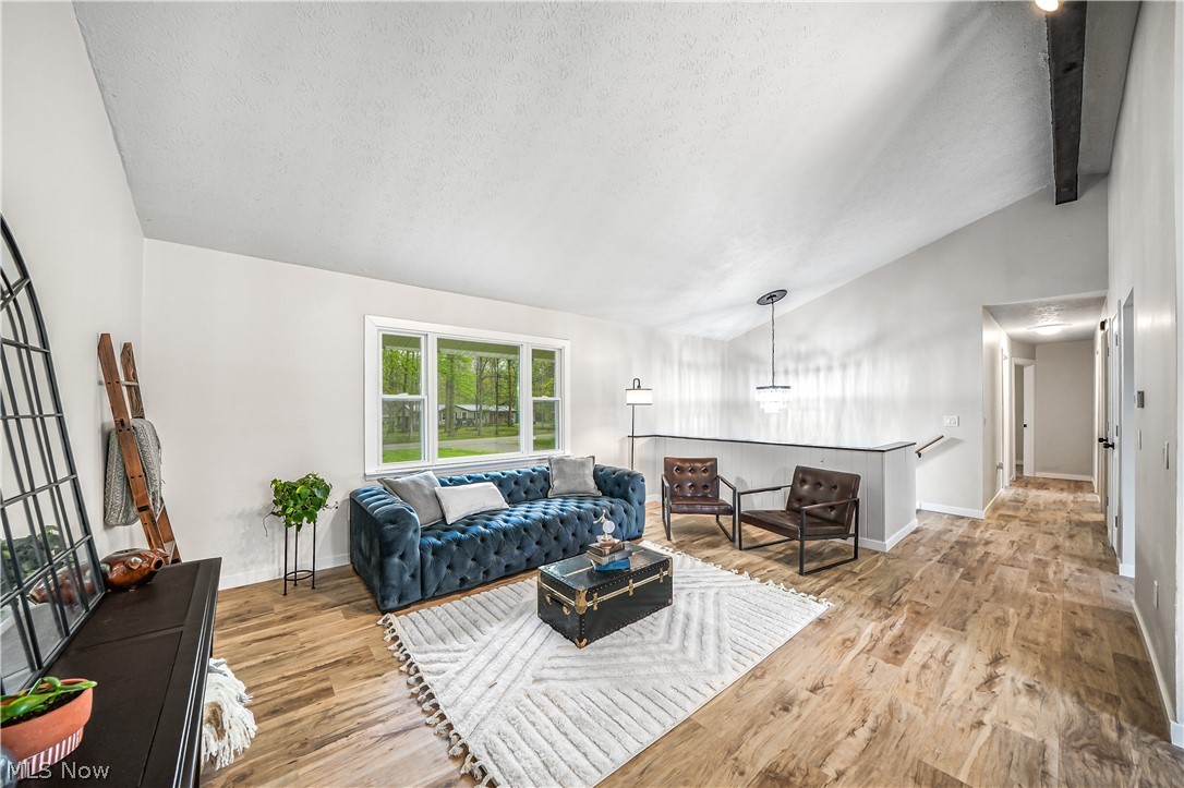 9564 Wolf Road Windham OH 44288