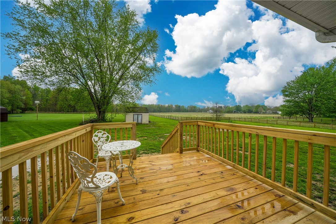 9564 Wolf Road Windham OH 44288