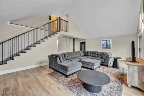 52819 Bursley Road New London OH 44851