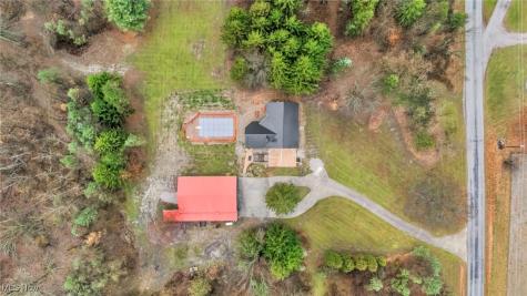 52819 Bursley Road New London OH 44851