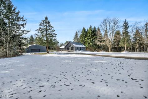 52819 Bursley Road New London OH 44851