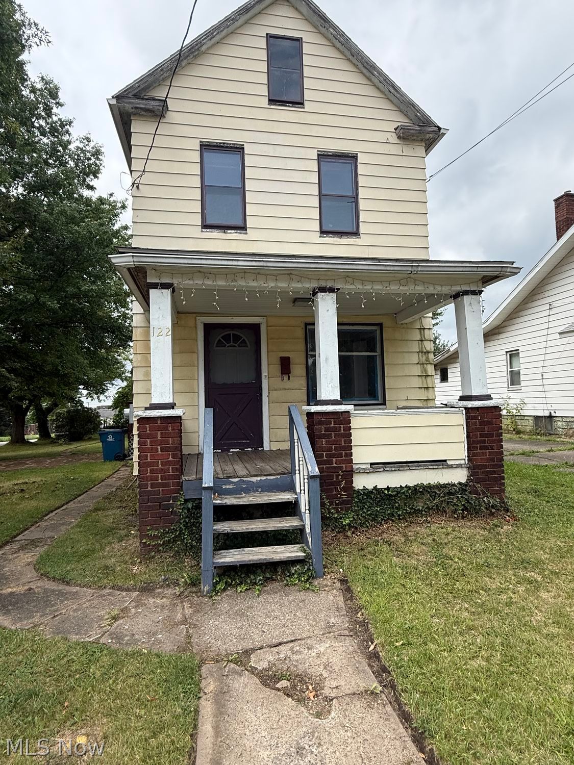 122 Oxford Street Campbell OH 44405