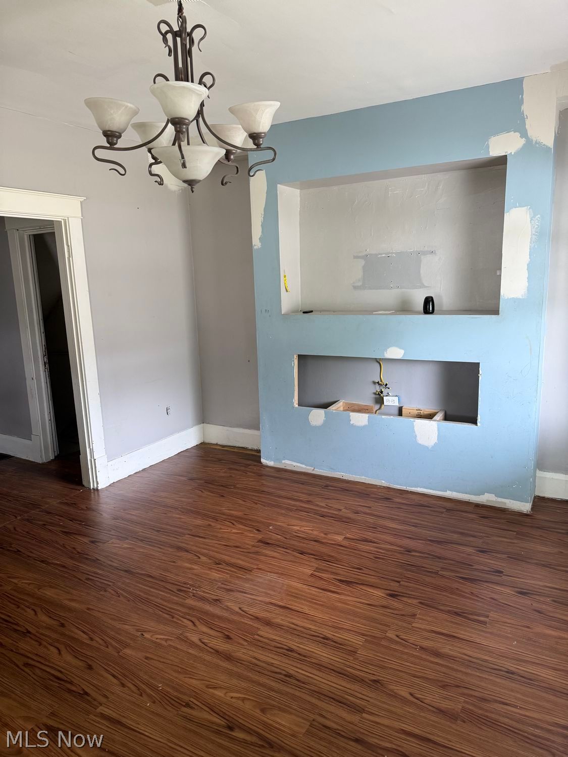 122 Oxford Street Campbell OH 44405