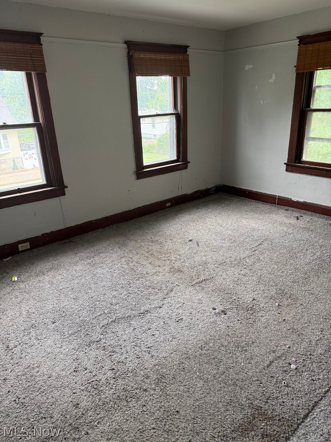 122 Oxford Street Campbell OH 44405