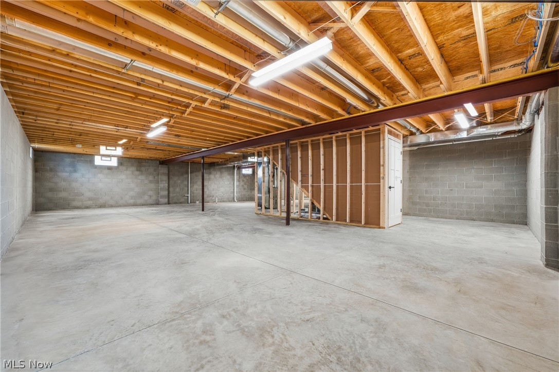 4536 Wyatt Way Poland OH 44514