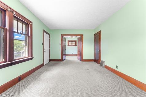 16 S State Street Rittman OH 44270