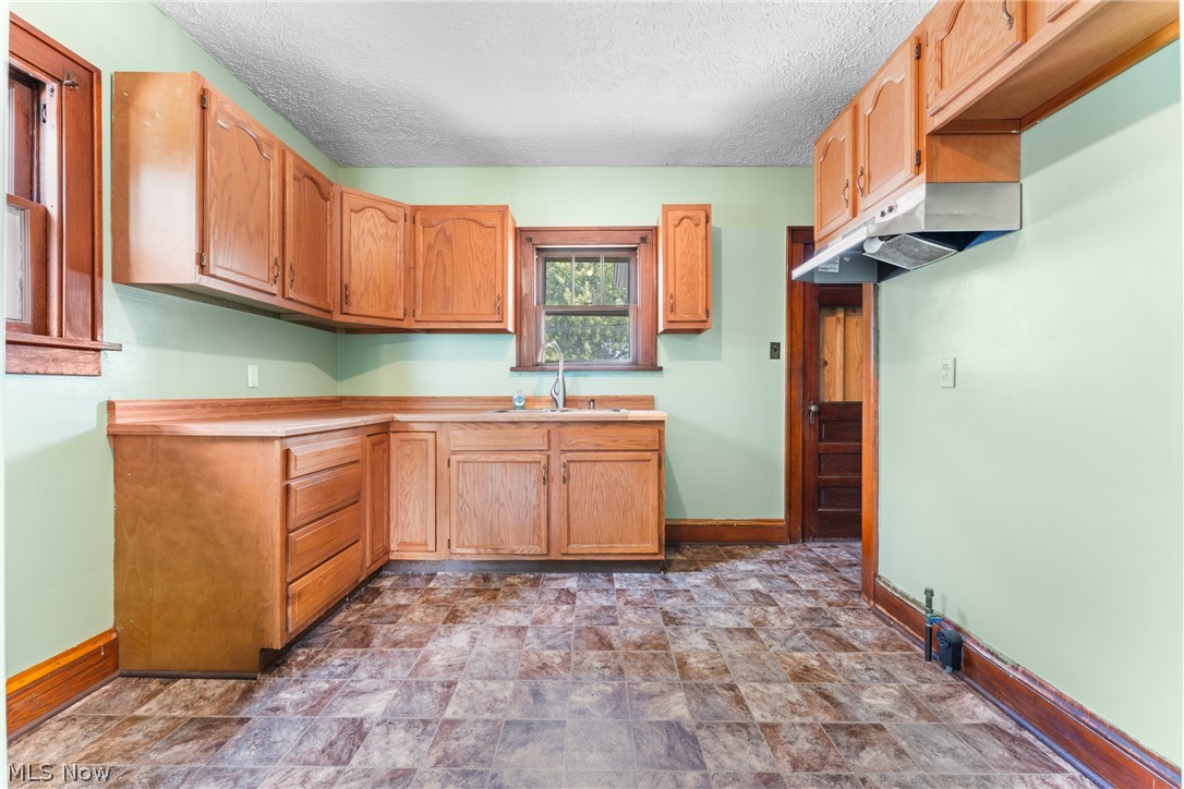 16 S State Street Rittman OH 44270
