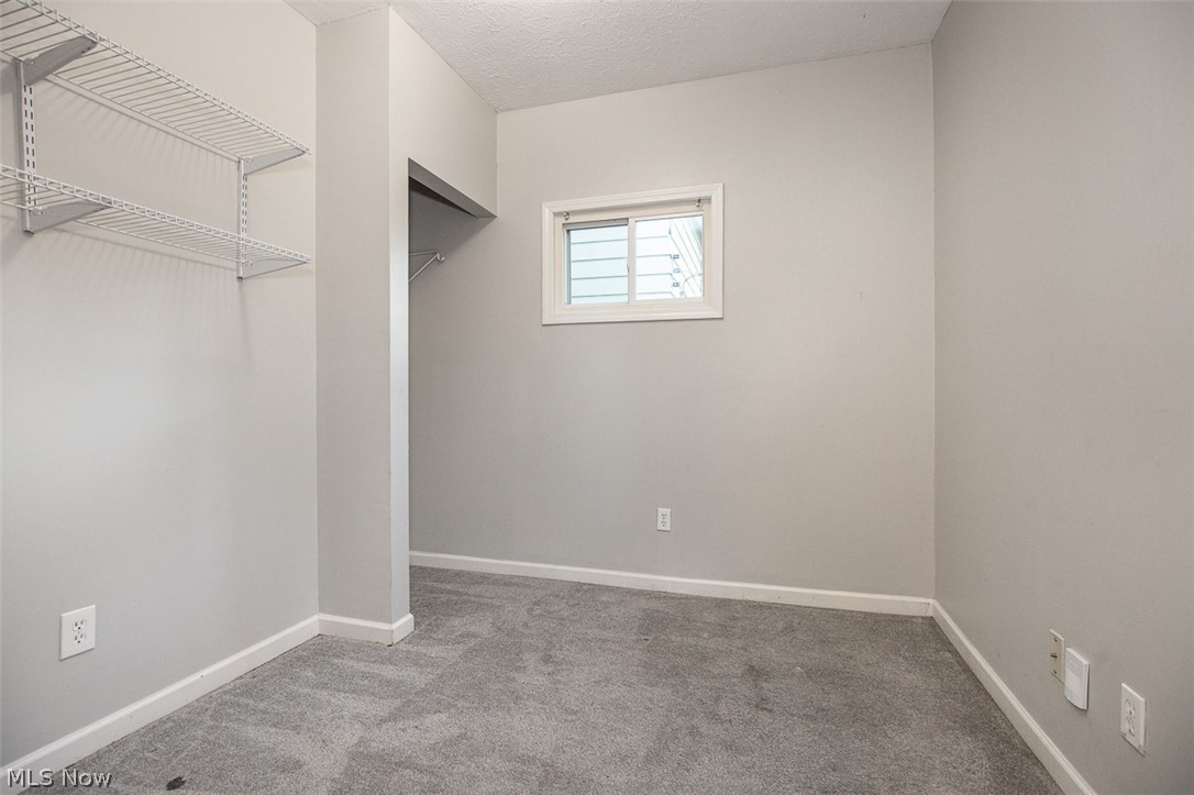 12904 Kadel Avenue Cleveland OH 44135