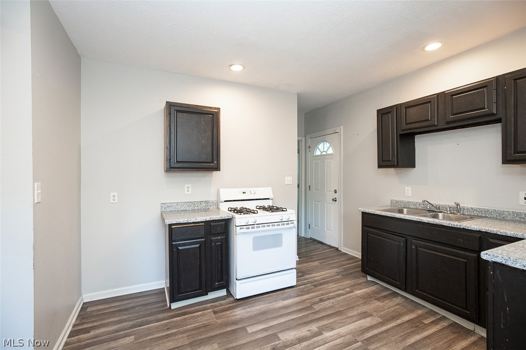 12904 Kadel Avenue Cleveland OH 44135