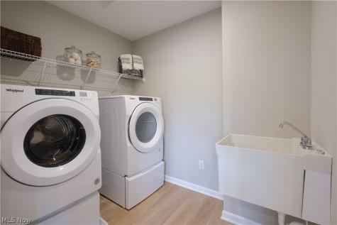 111 Country Meadow Lane Wadsworth OH 44281