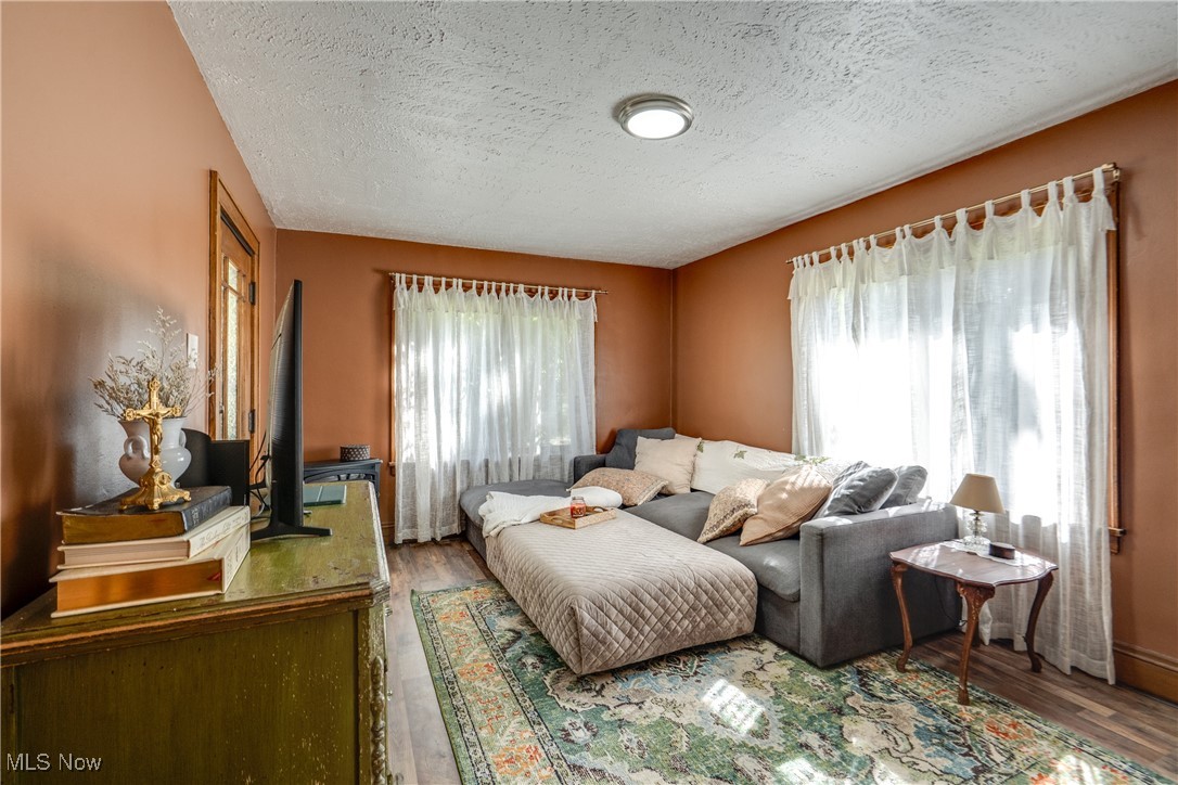 3076 N Turkeyfoot Road Akron OH 44319