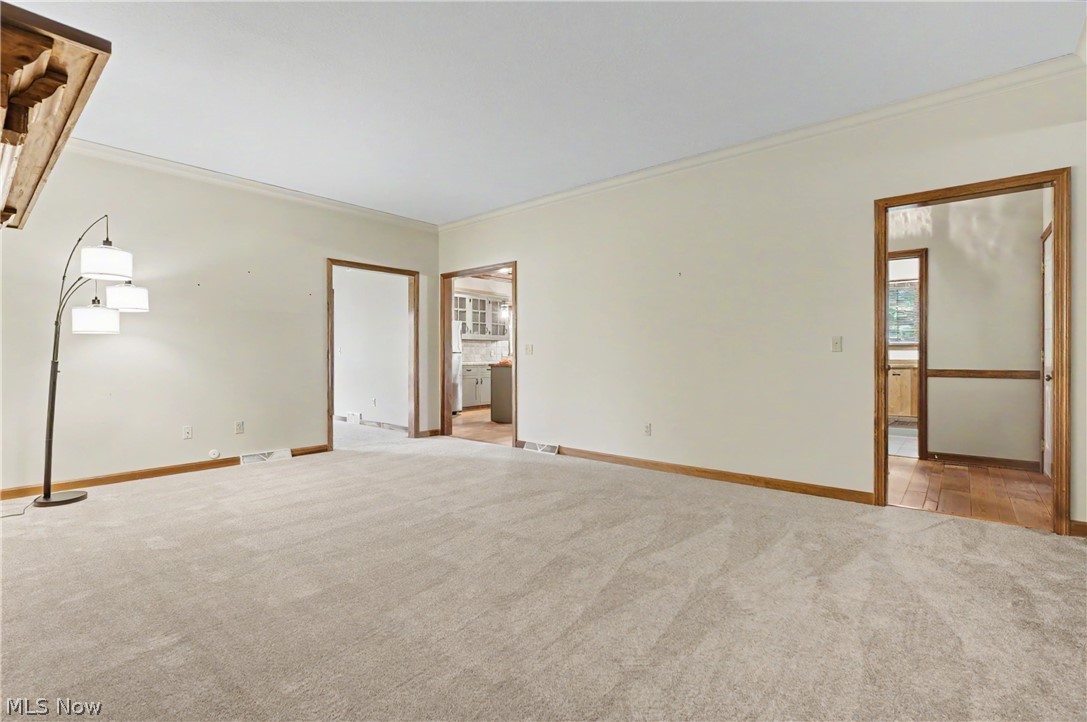 268 S Bayshore Drive Columbiana OH 44408