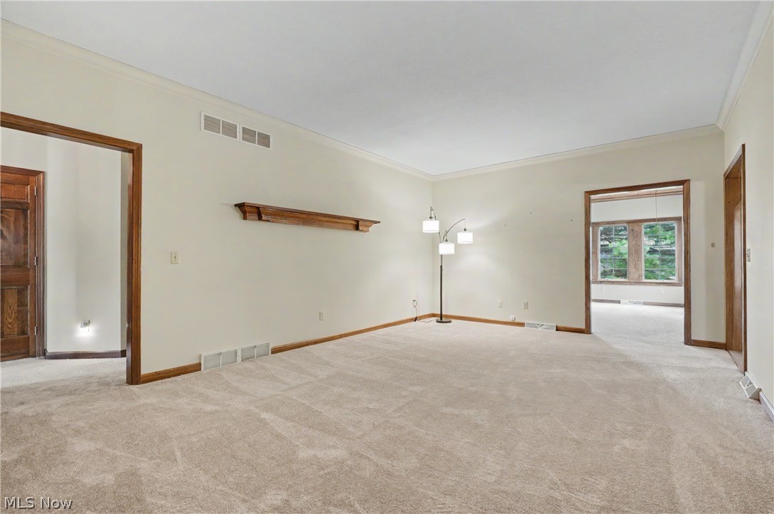 268 S Bayshore Drive Columbiana OH 44408