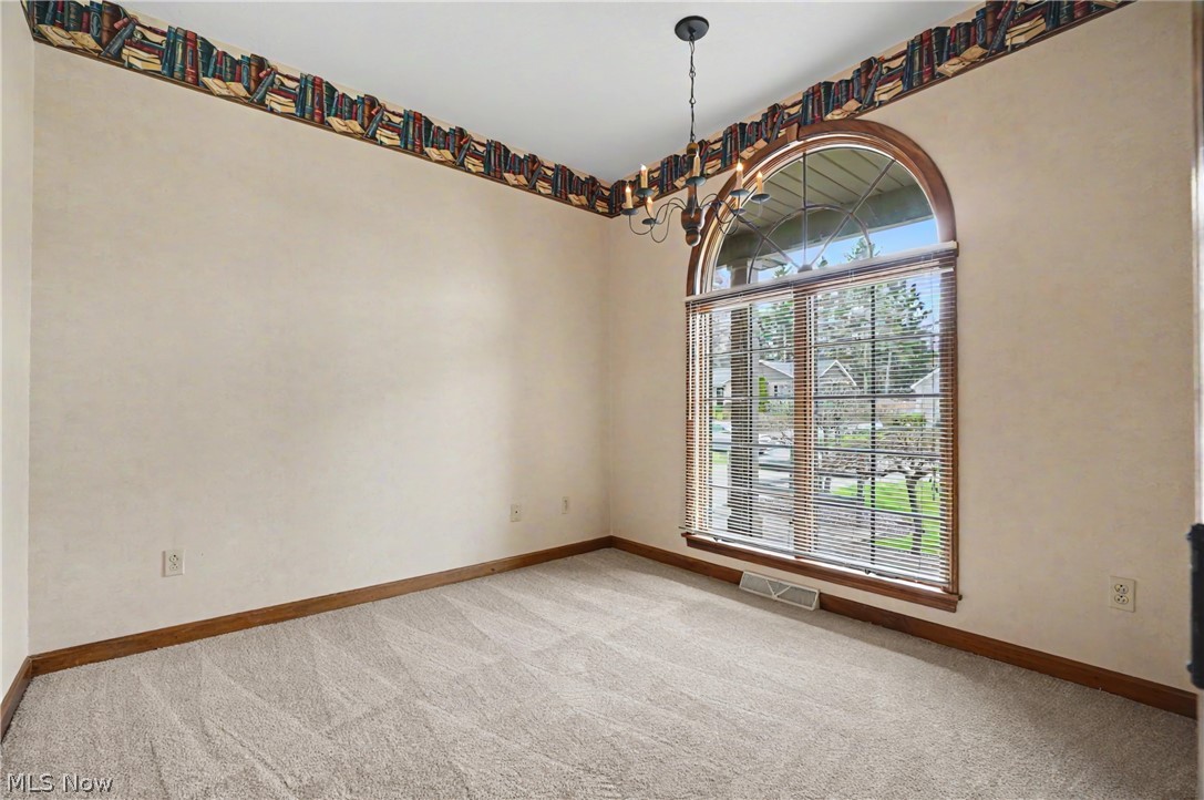 268 S Bayshore Drive Columbiana OH 44408