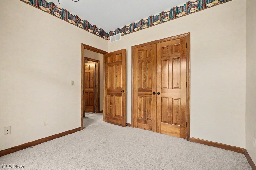 268 S Bayshore Drive Columbiana OH 44408