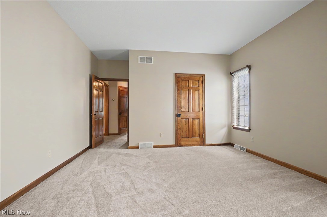268 S Bayshore Drive Columbiana OH 44408
