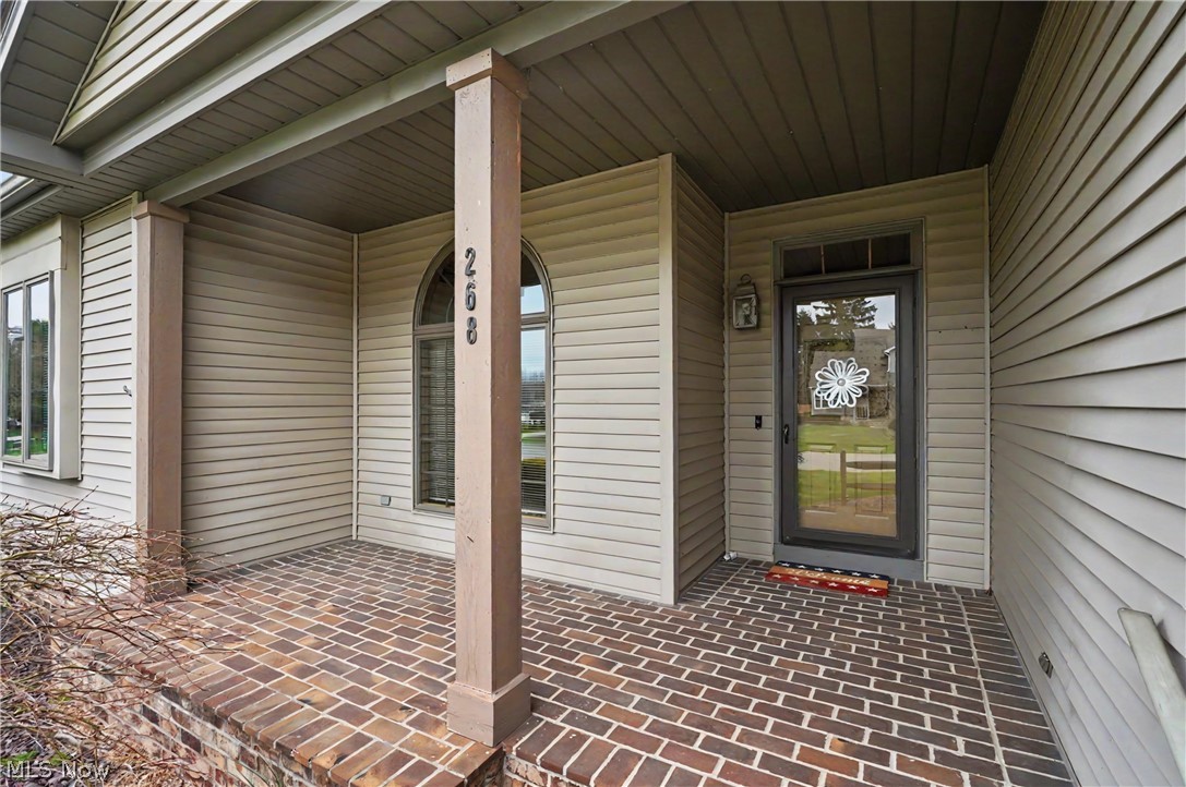 268 S Bayshore Drive Columbiana OH 44408