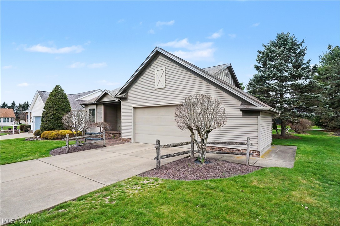 268 S Bayshore Drive Columbiana OH 44408