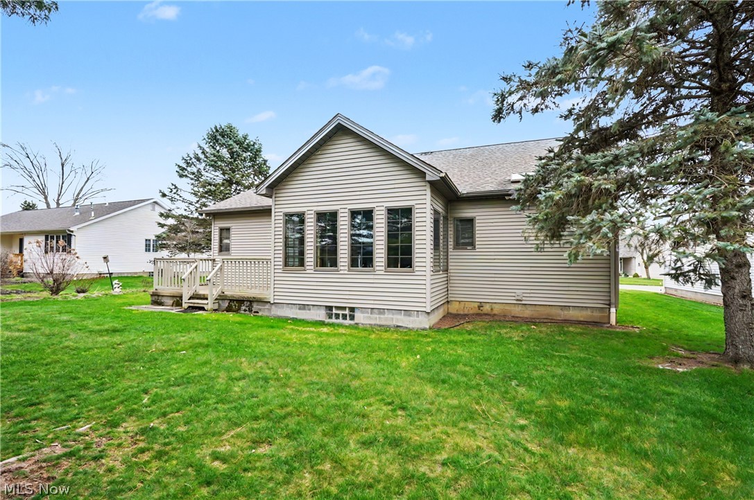 268 S Bayshore Drive Columbiana OH 44408