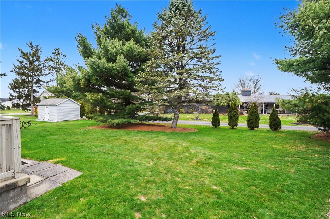 268 S Bayshore Drive Columbiana OH 44408