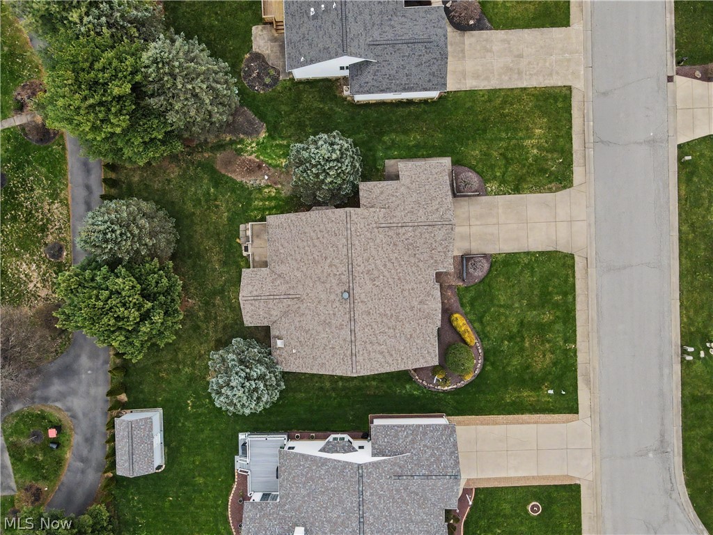 268 S Bayshore Drive Columbiana OH 44408
